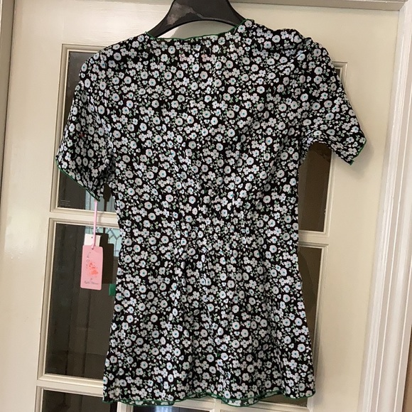 Petite rose Koi Emma Women Uniform Top - Picture 3 of 3